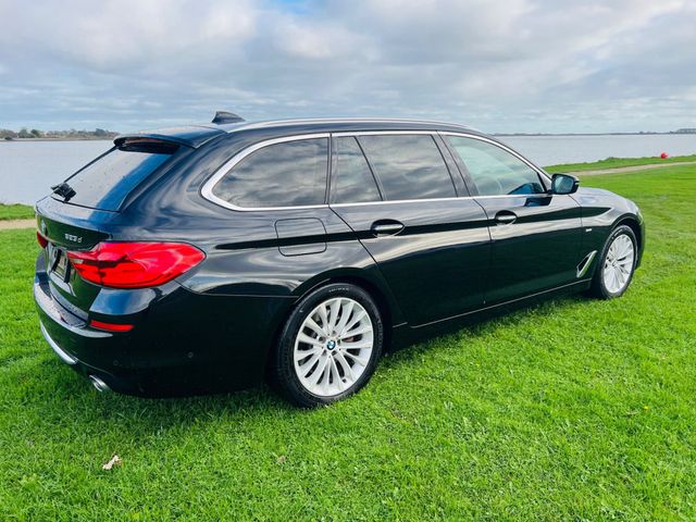 Image for 2018 BMW 5 Series 523D ESTATE //FINANCE AVAILABLE//LOW MILEAGE 