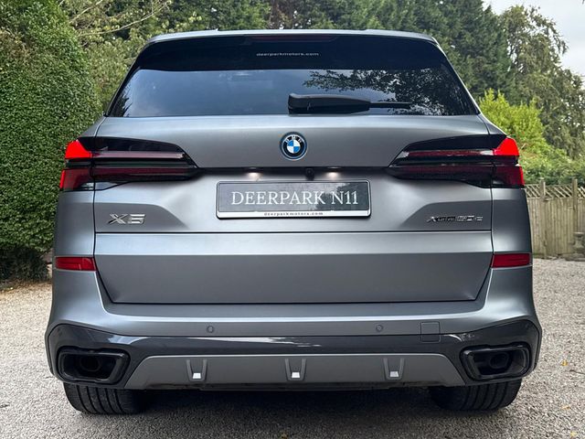 Image for 2025 BMW X5 50E M SPORT *Frozen Grey*