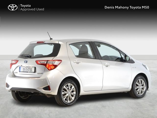 Image for 2019 Toyota Yaris Luna Hybrid Auto