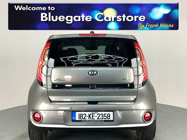 Image for 2018 Kia Soul EV AUTO 5DR FIRST EDITION**REVERSE CAMERA**SEMI DIGITAL DASH**MULTIFUNCTIONAL STEERING WHEEL**SATNAV**FRONT HEATED SEATS**GREY CLOTH INTERIOR**AIR CON**TOUCH SCREEN MEDIA DISPLAY*HEATED STEERING WHEEL