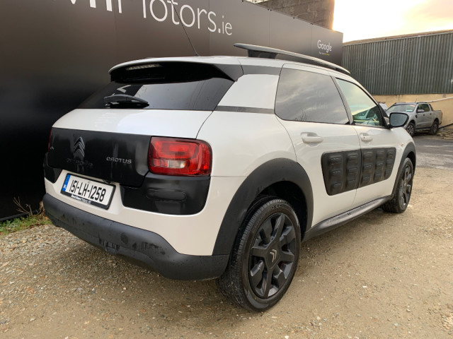 Image for 2015 Citroen C4 Cactus Blue 1.6HDI Diesel // FULL SERVICE HISTORY // TIMING BELT AND WATER PUMP REPLACED //