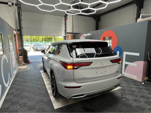 Image for 2023 Mitsubishi Outlander €39950 2023 MITSUBISHI OUTLANDER PHEV P 2.4 AUTOMATIC / CRUISE CONTROL / 360° CAMERA / ELECTRIC MEMORY & HEATED SEATS / PADDLE SHIFTERS / 7 SEATS OPTION / HEATED STEERING WHEEL AND MORE
