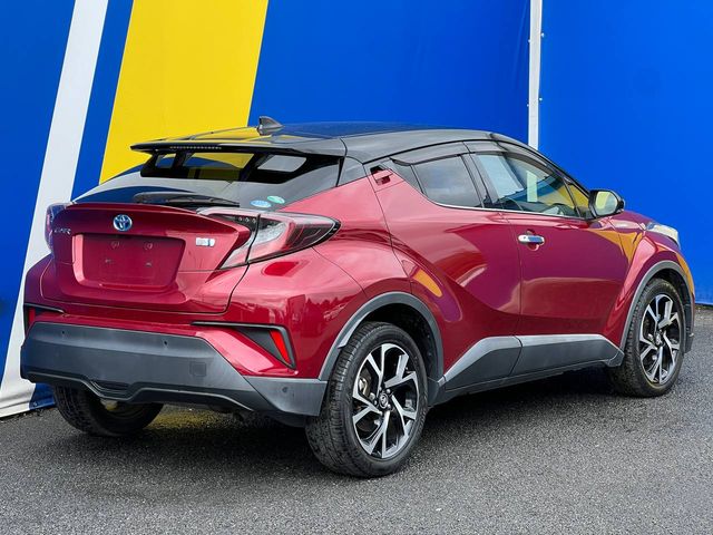 Image for 2018 Toyota C-HR 1.8 HYBRID AUTO // ADAPTIVE CRUISE CONTROL // DUAL ZONE CLIMATE CONTROL // MULTIMEDIA DISPLAY