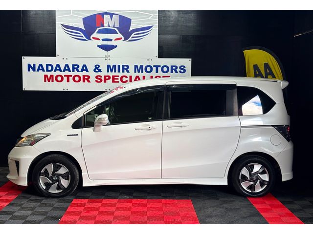 Image for 2014 Honda Freed 6 Seater Hybrid