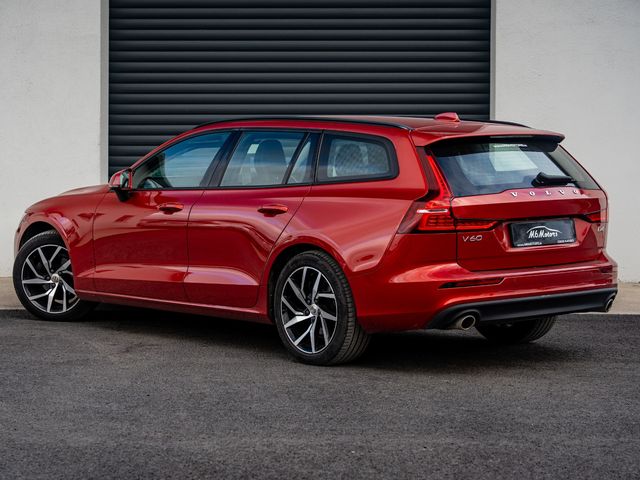 Image for 2020 Volvo V60 D4 MOMENTUM PLUS