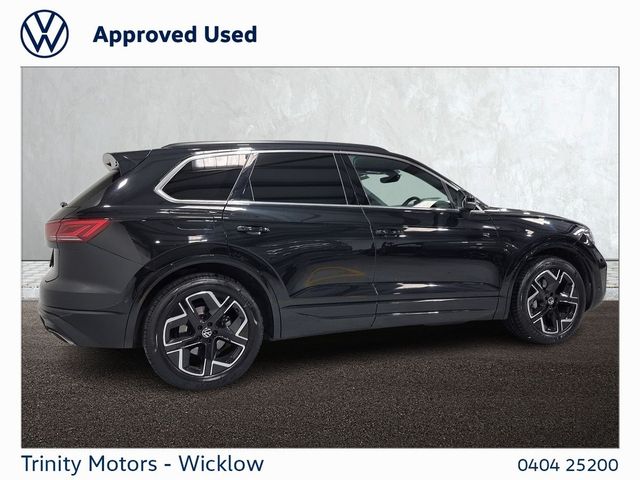 Image for 2024 Volkswagen Touareg ** COMMERCIAL ** R-LINE ** 3.0TDI ** 231BHP ** 4MATIC ** DSG AUTOMATIC ** STUNNING SUV ** TRINITY VOLKSWAGEN **