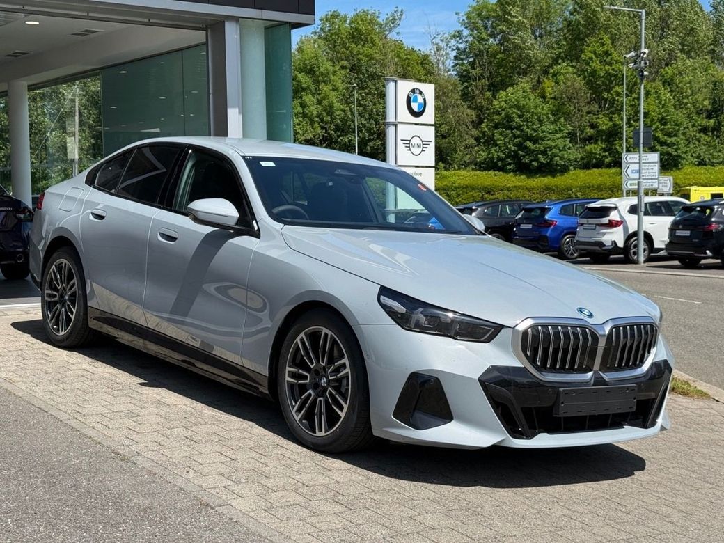 Image for 2026 BMW 5 Series 530e M Sport Saloon