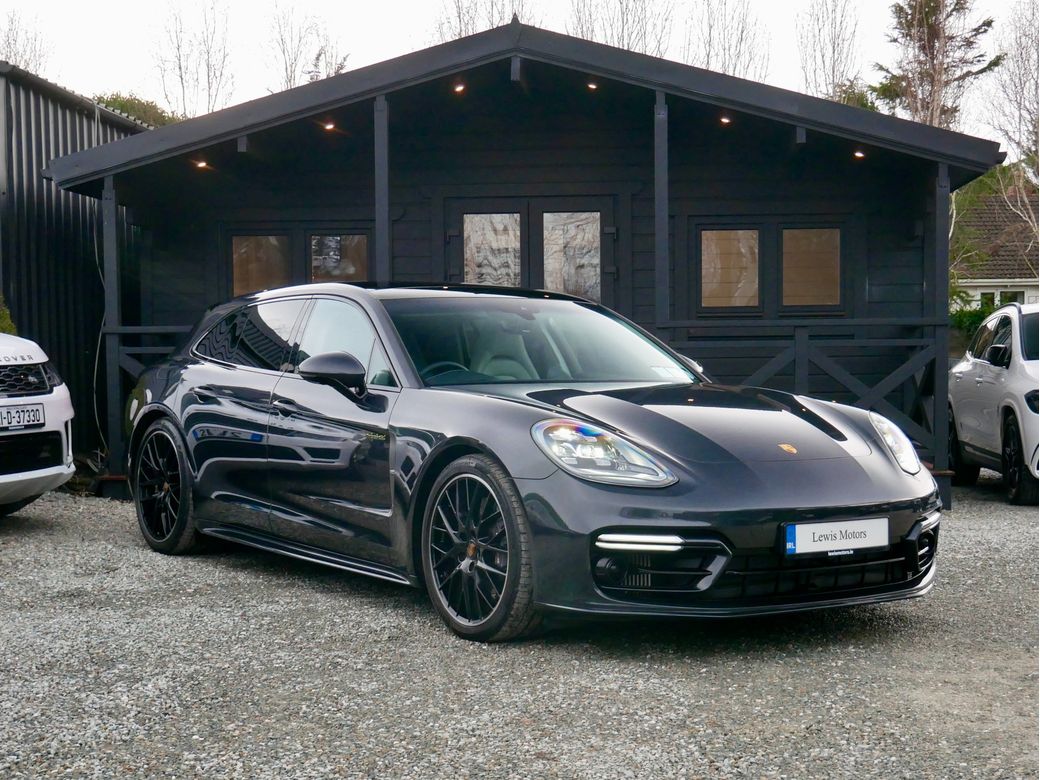 Image for 2023 Porsche Panamera 2.9 E-Hybrid Sport Turismo **VERY HIGH SPEC**PLATINUM EDITION, BOSE, REAR AXLE STEERING, SPORT CHRONO, SUNROOF, SOFT CLOSE