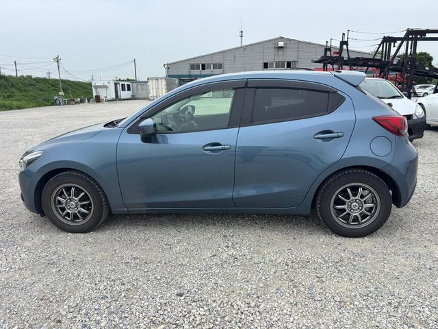 Image for 2015 Mazda Demio 13S