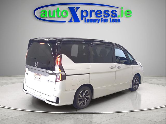 Image for 2020 Nissan Serena 7 SEAT E-POWER HIGHWAY STAR V Hybrid Automatic, Reversing camera
