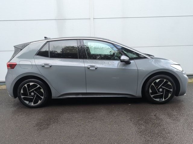 Image for 2024 Volkswagen ID.3 *SOLD* Pro PA 204HP 58kWh Mint