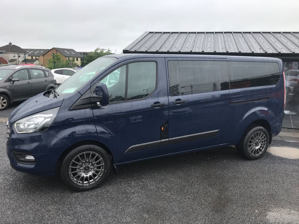 Image for 2023 Ford Tourneo Custom 