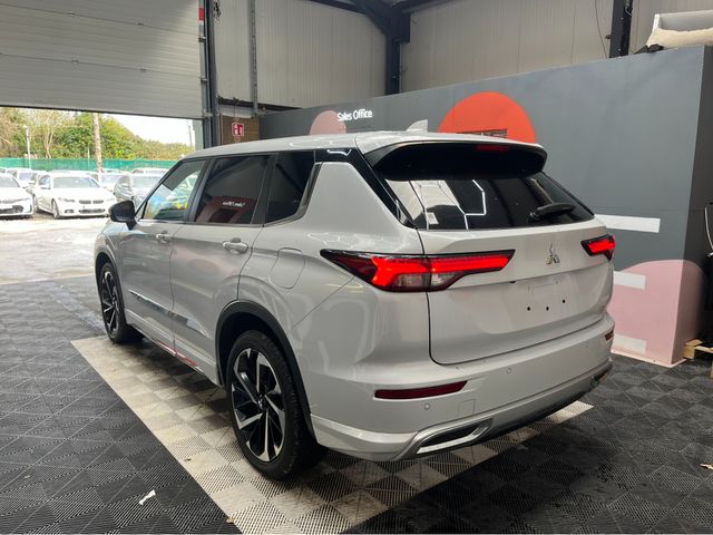 Image for 2023 Mitsubishi Outlander €41950 2023 MITSUBISHI OUTLANDER PHEV G 2.4 AUTOMATIC / CRUISE CONTROL / 360° CAMERA / ELECTRIC HEATED SEATS / HEATED STEERING WHEEL / PADDLE SHIFTERS / 7 SEATS OPTION AND MORE