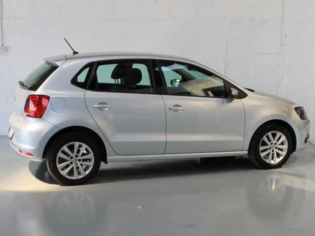 Image for 2016 Volkswagen Polo TL 1.0 60HP M5F 5DR