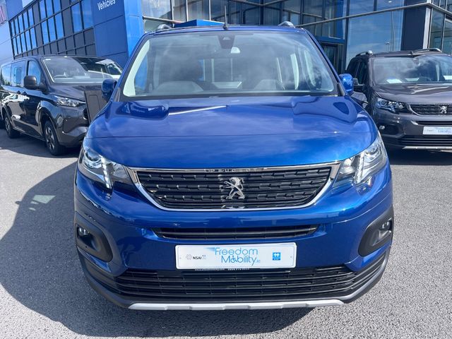 Image for 2021 Peugeot Rifter Wheelchair Accessible