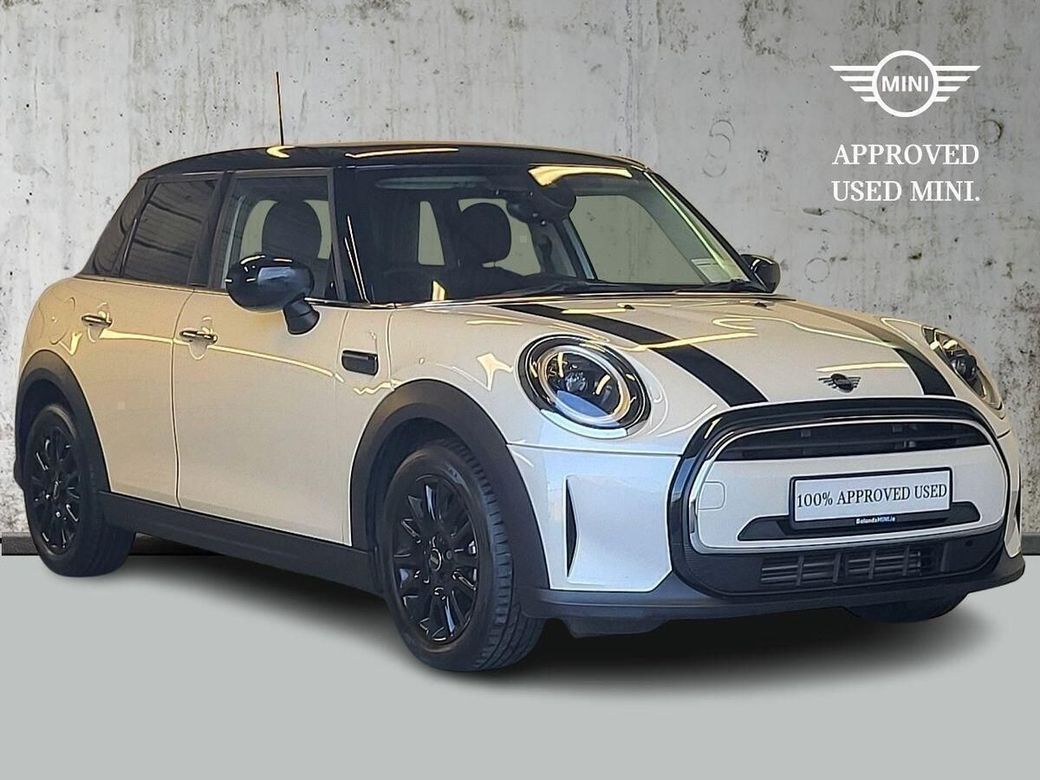 Image for 2024 Mini Cooper 5-Door Cooper Classic