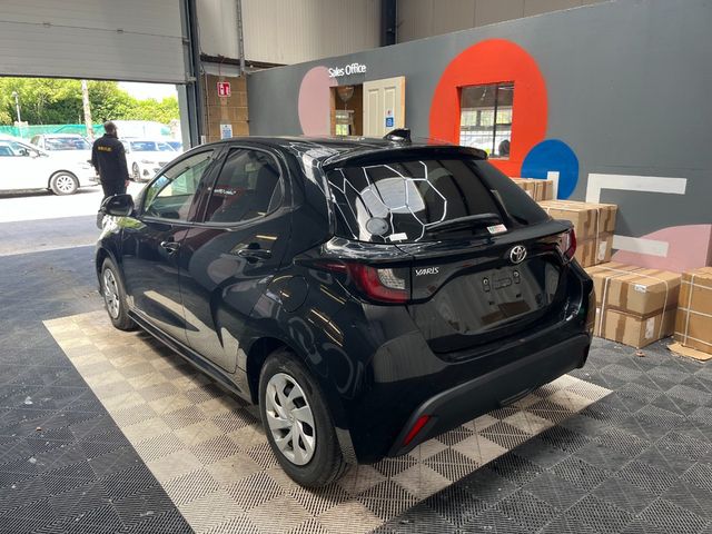Image for 2021 Toyota Yaris 2021 TOYOTA YARIS X 1.0 AUTOMATIC / REVERSE CAMERA AND MORE