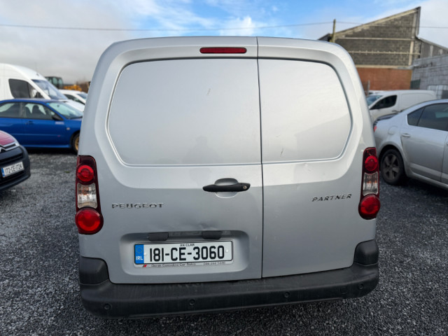 Image for 2018 Peugeot Partner BLUE HDI PROFESSIONAL L1