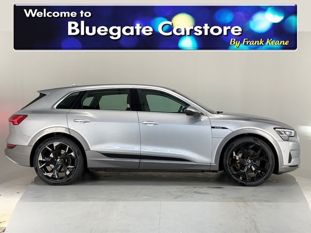 Image for 2022 Audi e-tron SPORT 50 QUATTRO**NEW 22'' BLACK ALLOYS**HEATED LEATHER SEATS**TOUCH SCREEN MEDIA DISPLAY**APPLECARPLAY**REVERSE CAMERA**DRIVE SELECT MODES**ELECTRIC TAILGATE**MULTIFUNCTIONAL STEERING WHEEL**