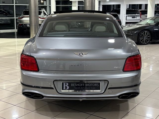 Image for 2025 Bentley Flying Spur 3.0 V6 E-HYBRID AZURE=AS NEW//HUGE SPEC=PAN ROOF//BALANCE OF BENTLEY WARRANTY=ONLY €150 ANNUAL ROAD TAX//TAILORED FINANCE PACKAGES AVAILABLE=TRADE INS WELCOME