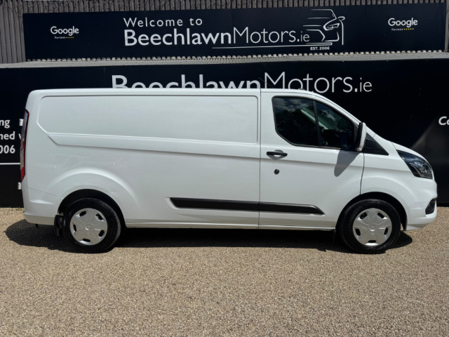 Image for 2023 Ford Transit Custom AUTOMATIC 2.0 TDCI 130PS TREND LWB // PRICE EXCL. VAT // ONE OWNER // FULL SERVICE HISTORY // 03/27 CVRT // AIR CON, CRUISE AND PARKING SENSORS // 