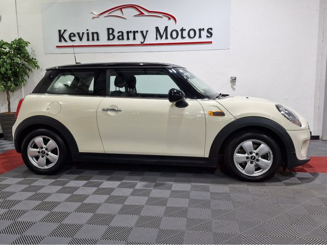 Image for 2014 Mini Hatch **DEPOSIT TAKEN**