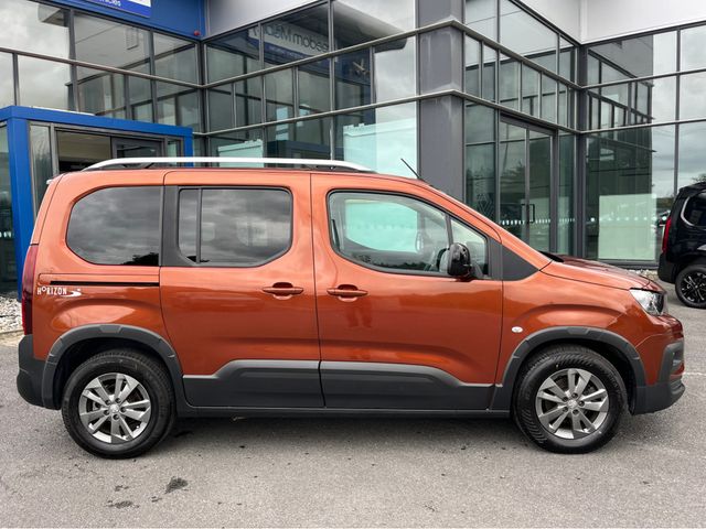 Image for 2022 Peugeot Rifter Horizon Wheelchair Accessible