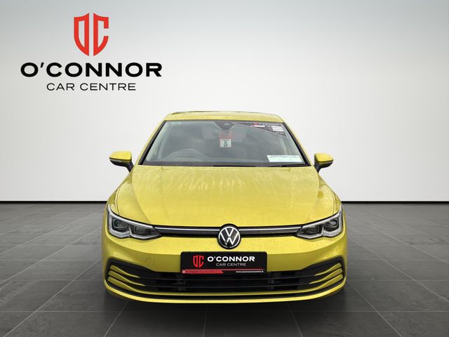 Image for 2021 Volkswagen Golf Not your usual Golf colour. and that's exactly the point.