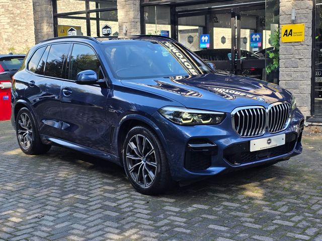 Image for 2022 BMW X5 3.0 45E XDRIVE M-SPORT AUTO. IRISH JEEP. FSH. FINANCE ARRANGED. SIMI. AA APPROVED.