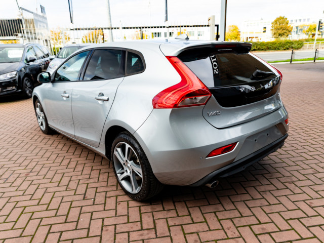 Image for 2017 Volvo V40 