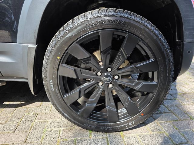 Image for 2020 Land Rover Defender 110 2.0 SD4 AUTO BLACK. HUGE SPEC. FSH. FINANCE ARRANGED. SIMI. AA APPROVED.