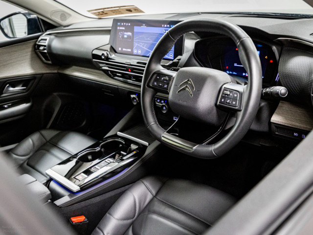 Image for 2025 Citroen C5 X Flair 1.6 PHEV Auto 225HP