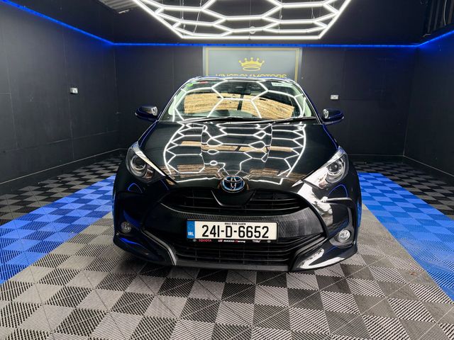 Image for 2024 Toyota Yaris Yaris Hybrid Luna