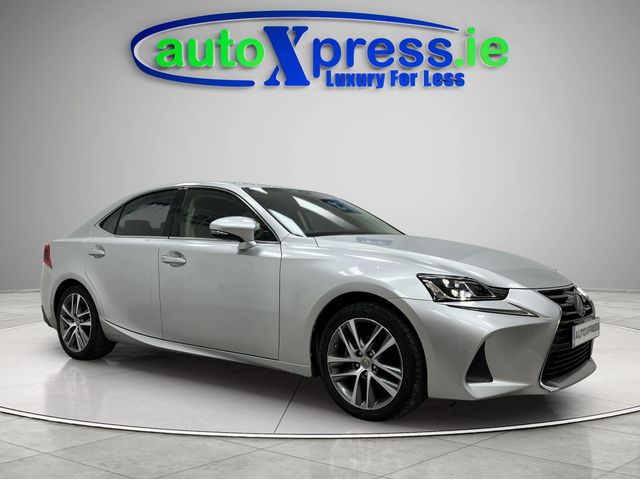 Image for 2019 Lexus IS 300h Hybrid VERSION L, Reversing camera 