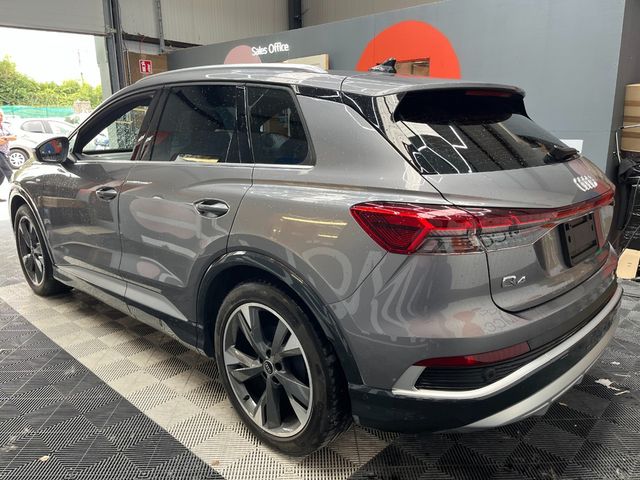 Image for 2023 Audi Q4 e-tron 2023 AUDI Q4 E-TRON 40 S-LINE AUTOMATIC / CRUISE CONTROL / PARKING CAMERA / HEATED SEATS / PADDLE SHIFTERS / APPLE CARPLAY / AMBIENT LIGHTS