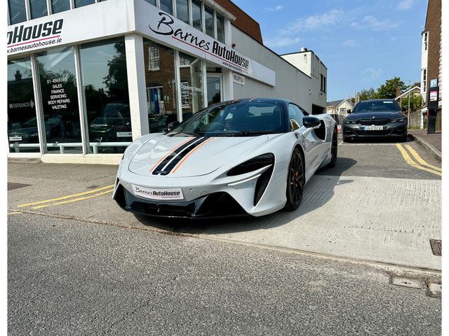 Image for 2024 McLaren Artura *MASSIVE SPEC* 3.0 V6 PHEV AUTO 2DR