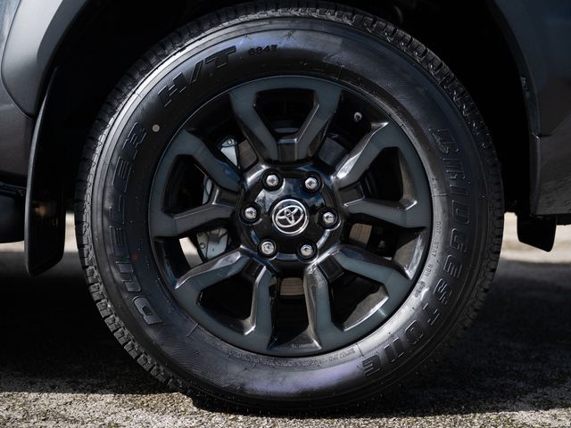 Image for 2025 Toyota Hilux INVINCIBLE X 2.8 Diesel Auto (Grey)