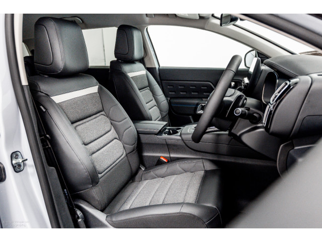 Image for 2025 Citroen C5 Aircross Plus Pack 1.5 Diesel Auto 130HP