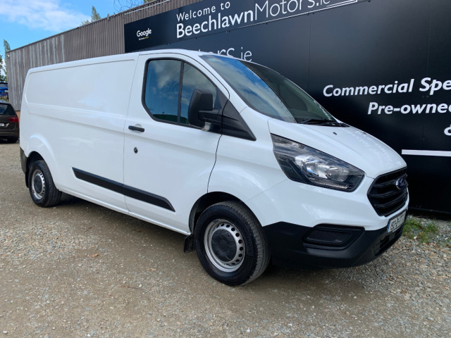 Image for 2019 Ford Transit Custom 2.0 TCI LWB 105PS // LOW MILEAGE // CVRT 08/26 // FULL SERVICE HISTORY //