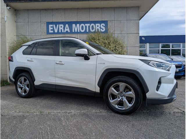 Image for 2019 Toyota Rav4 G 4WD LEATHER HYBRID AUTOMATIC 2.5 PETROL //HIGH SPEC///FULL LEATHER HEATED SEATS//REVERSE CAMERA//HEATED STEERING WHEEL//ADAPTIVE CRUISE CONTROL//PANORAMIC GLASS SUNROOF//