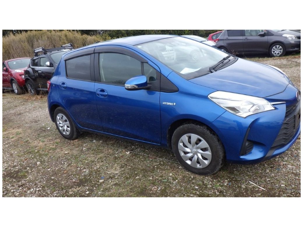 Image for 2017 Toyota Yaris Vitz 