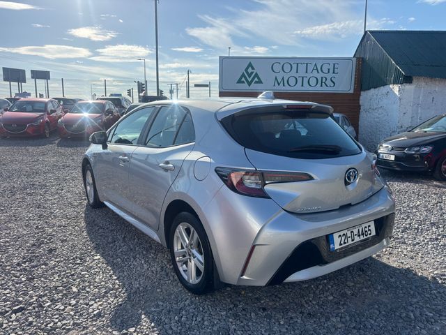 Image for 2022 Toyota Corolla 1.8 Hybrid Luna Hatchback