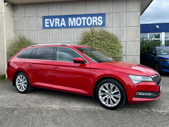 Image for 2023 Skoda Superb COMBI ESTATE STYLE AUTOMATIC 2.0 DIESEL //HIGH SPEC//FULL LEATHER ELECTRIC HEATED SEATS//ADAPTIVE CRUISE CONTROL//REVERSE CAMERA//SAT NAV//KEYLESS ENTRY//