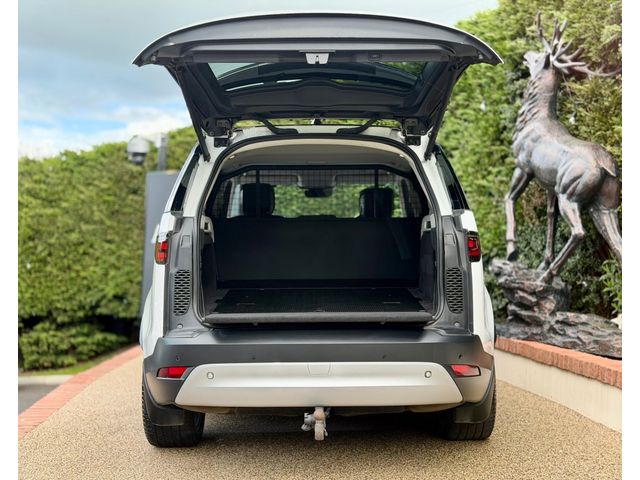 Image for 2021 Land Rover Discovery 3.0 SD6 HSE Commerc 5DR Auto