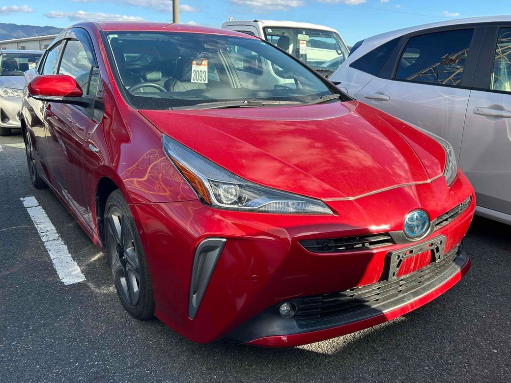 Image for 2019 Toyota Prius PREMIUM TOURING SELECTION AUTOMATIC HYBRID 1.8 PETROL //LOW MILES//MASSIVE SPEC//FULL LEATHER HEATED/COOLED SEATS//REVERSE CAMERA//KEYLESS ENTRY//HEAD UP DISPLAY//ADAPTIVE CRUISE CONTROL//