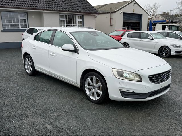 Image for 2016 Volvo S60 2.0 D4 SE DYNAMIC PLUS DIESEL AUTOMATIC // TINY KMS // MASSIVE SPEC // FULL HEATED LEATHER // REVERSING CAMERA // CRUISE CONTROL // LANE ASSIST // COLLISION WARNING SYSTEM // UPGRADED SPORT ALLOYS