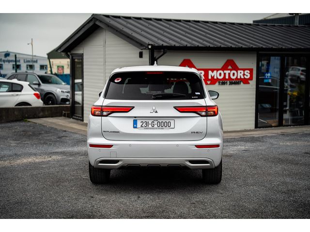 Image for 2023 Mitsubishi Outlander 
