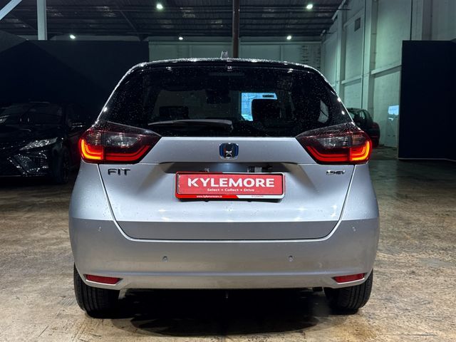 Image for 2023 Honda Fit 1.5 HYBRID - HONDA SENSING - REVERSE CAMERA - MULTI FUNCTION STEERING WHEEL - HEATING / AC CONTROLS 