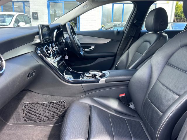 Image for 2016 Mercedes-Benz C Class 2016 MERCEDES C350e SPORT PLUG IN PETROL HYBRID