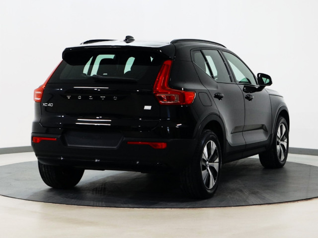 Image for 2022 Volvo XC40 *63* RECHARGE T4 PLUS
